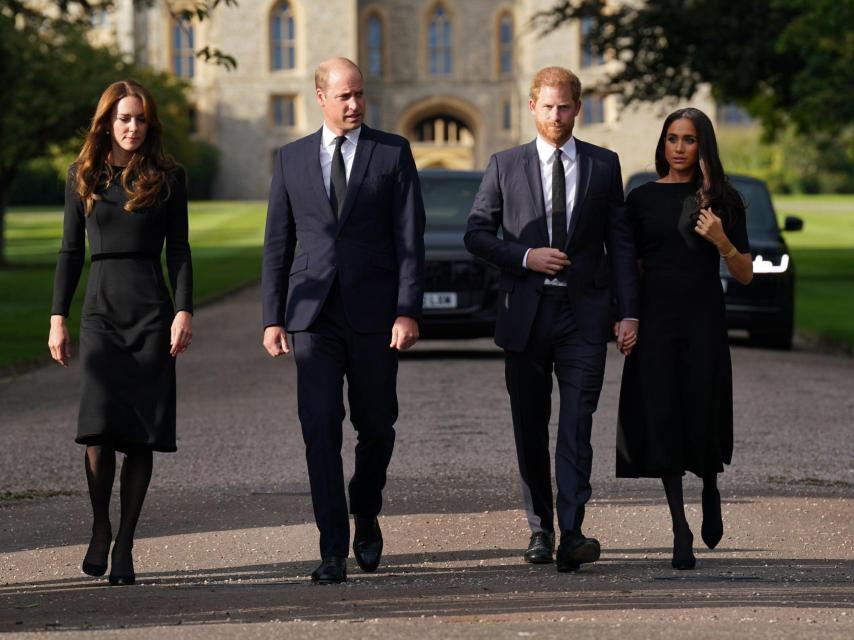 Los duques de Sussex y los príncipes de Gales en Windsor este domingo.