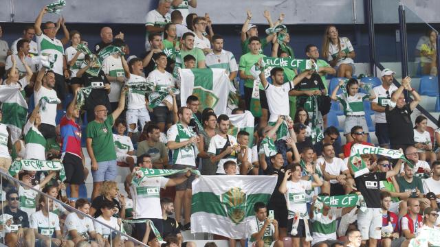 La afición del Elche en el último partido ante el Villarreal.