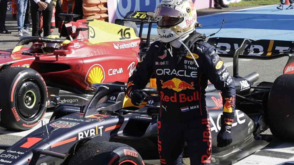 Max Verstappen celebra su victoria en Monza