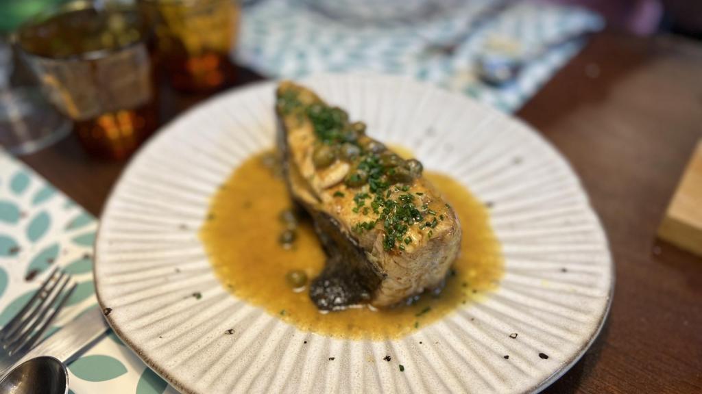 Rodaballo en mantequilla negra