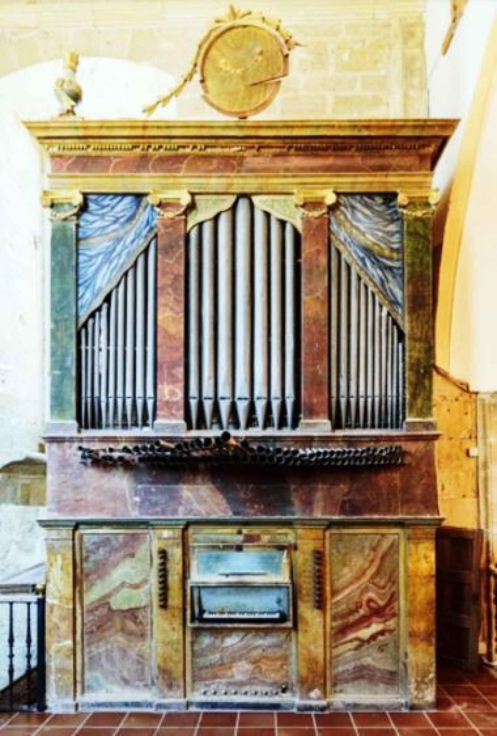 Órgano de la iglesia de Nuestra Señora de la Asunción de Vadocondes