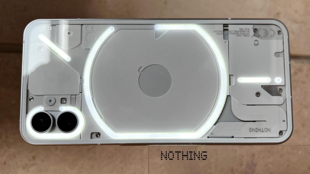 Nothing Phone (1)