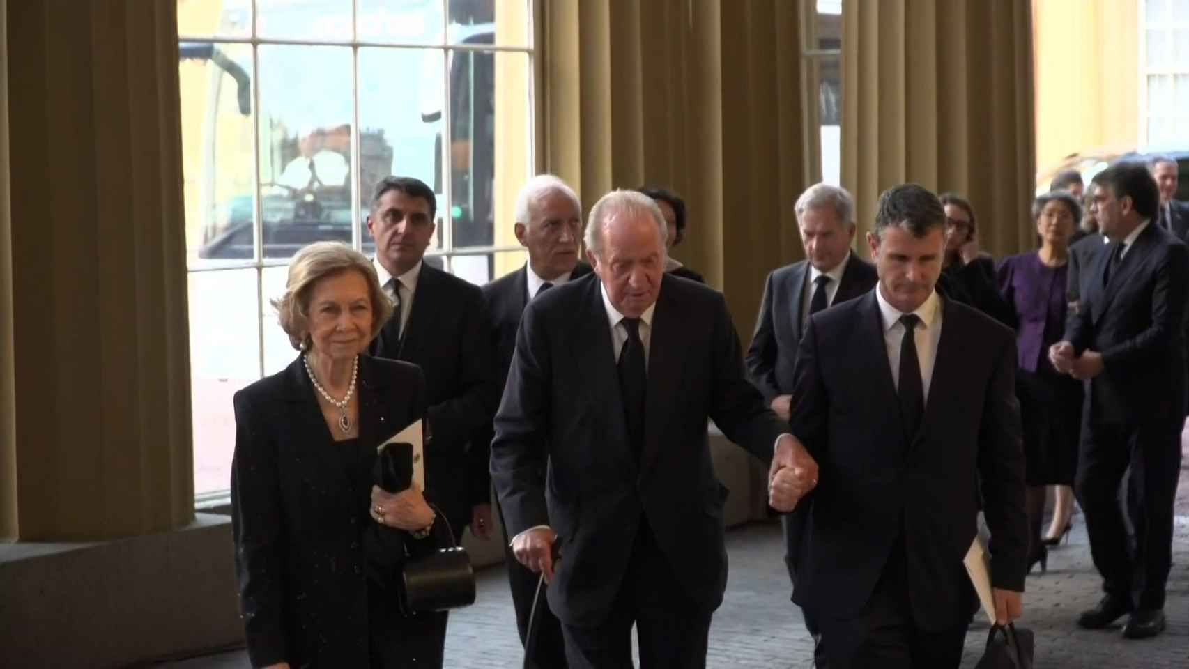 El Rey Emérito Juan Carlos I acude con la Reina Sofía a la recepción oficial de Carlos III de Inglaterra