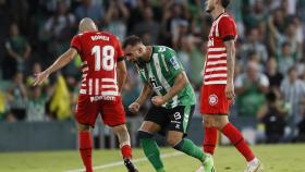 Borja Iglesias celebra un gol con el Real Betis
