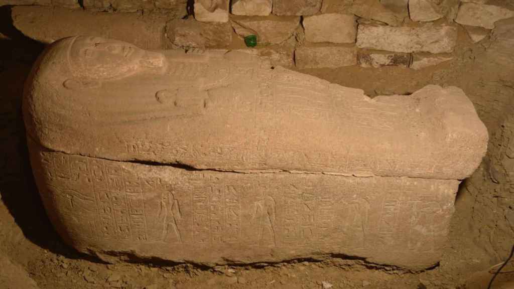 Otra imagen del sarcófago de piedra inscrito de Ptahemwia.