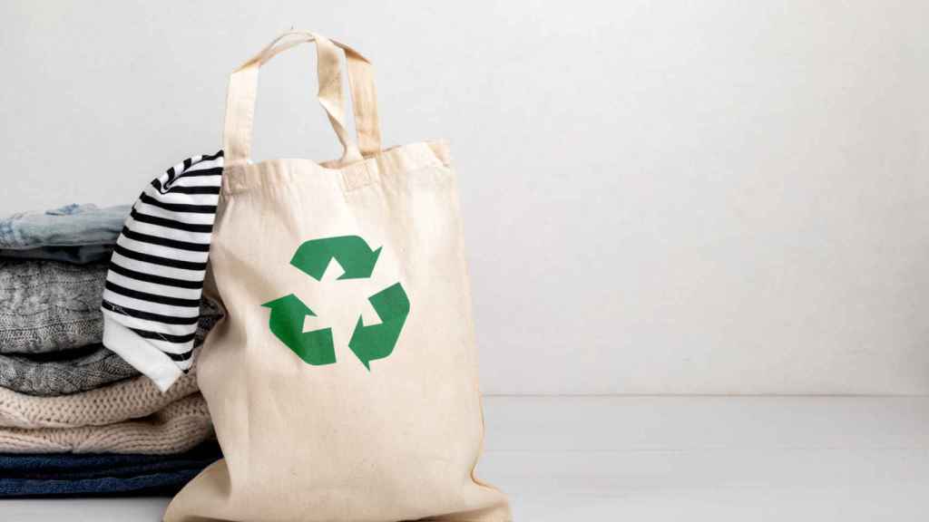 reciclando: 5 tiendas las que comprar ropa nueva cambio de tu ropa usada