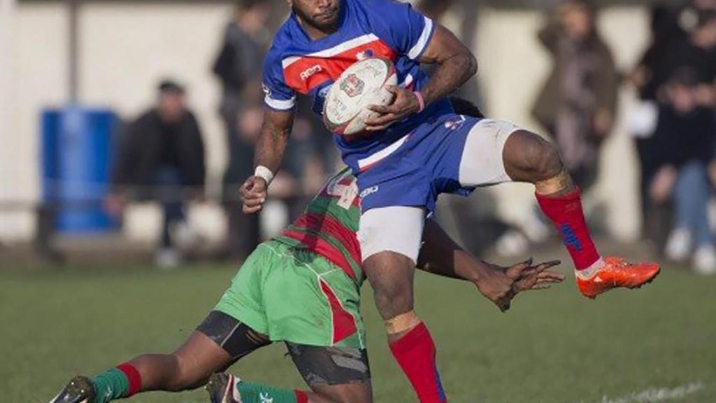 Lolohea Loco, en un encuentro con el combinado de Counties Manukau durante su etapa en Nueva Zelanda.
