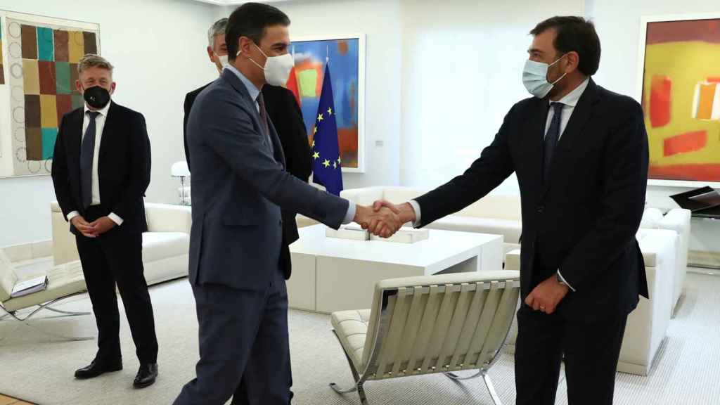 José Lopez-Tafall junto con el presidente del Gobierno, Pedro Sánchez.