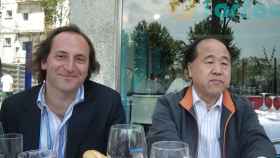 Ángel Fermoselle junto a Mo Yan, el día del famoso arroz caldoso.