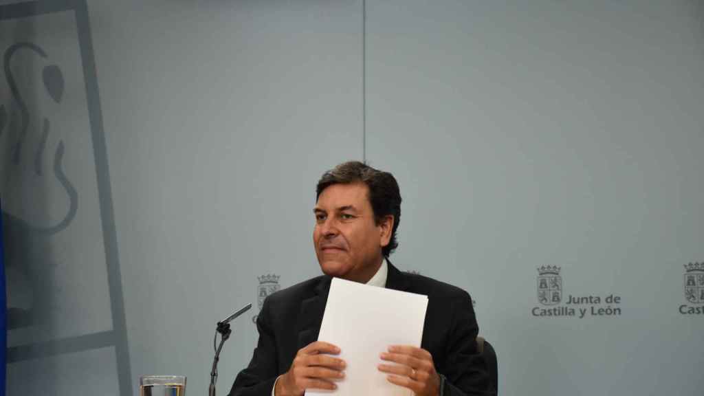 El portavoz de la Junta, Fernández Carriedo, durante la rueda de prensa posterior al Consejo de Gobierno