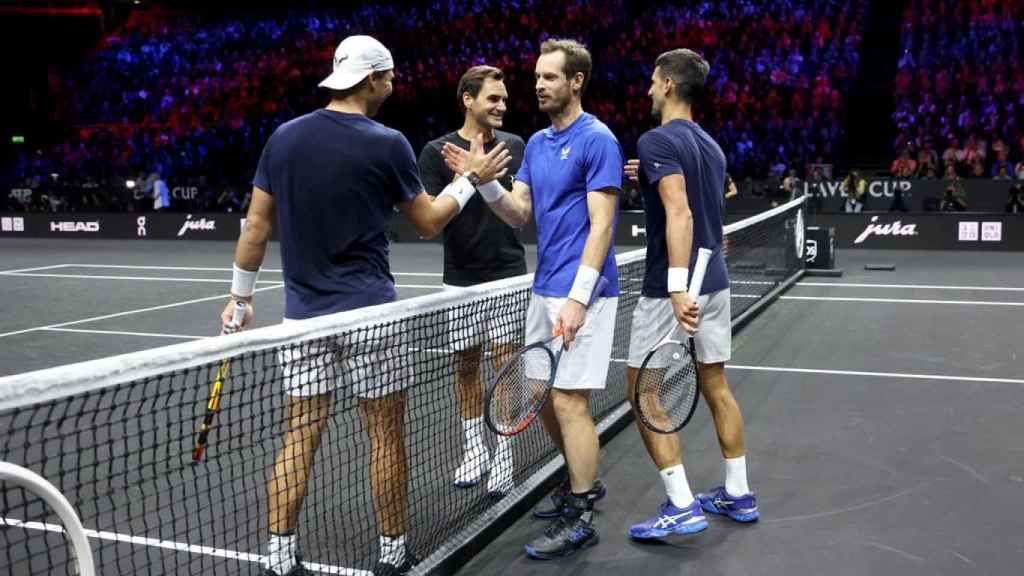 Roger Federer, Rafa Nadal, Andy Murray y Novak Djokovic compartiendo entrenamiento en la Laver Cup