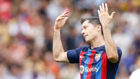 Robert Lewandowski durante un partido con el Barça