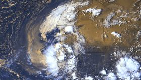 Vista de satélite de la depresión tropical acercándose a Canarias.