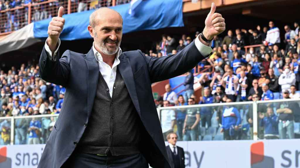 Marco Lanna, current president of Sampdoria, greeting the fans