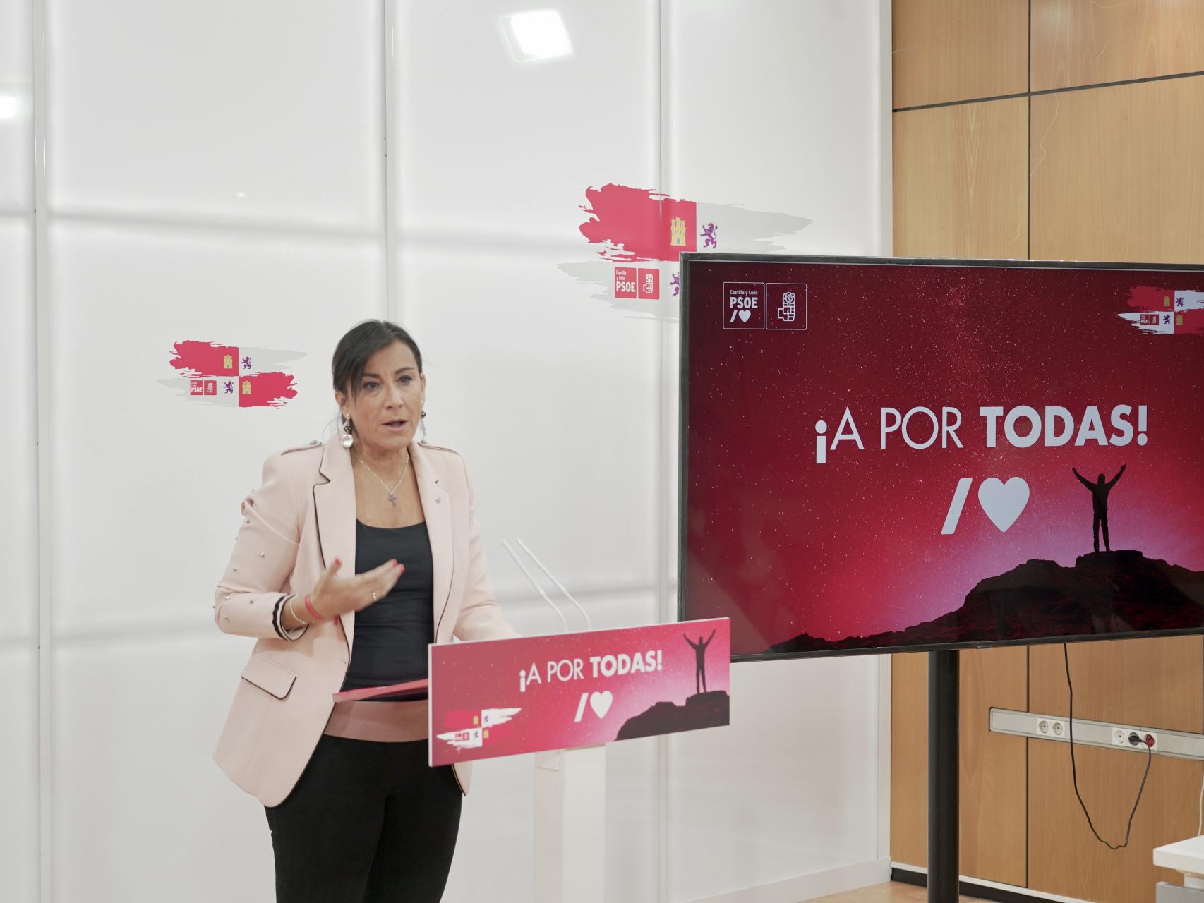 La secretaria de organización del PSCyL, Ana Sánchez, durante la rueda de prensa de este lunes.