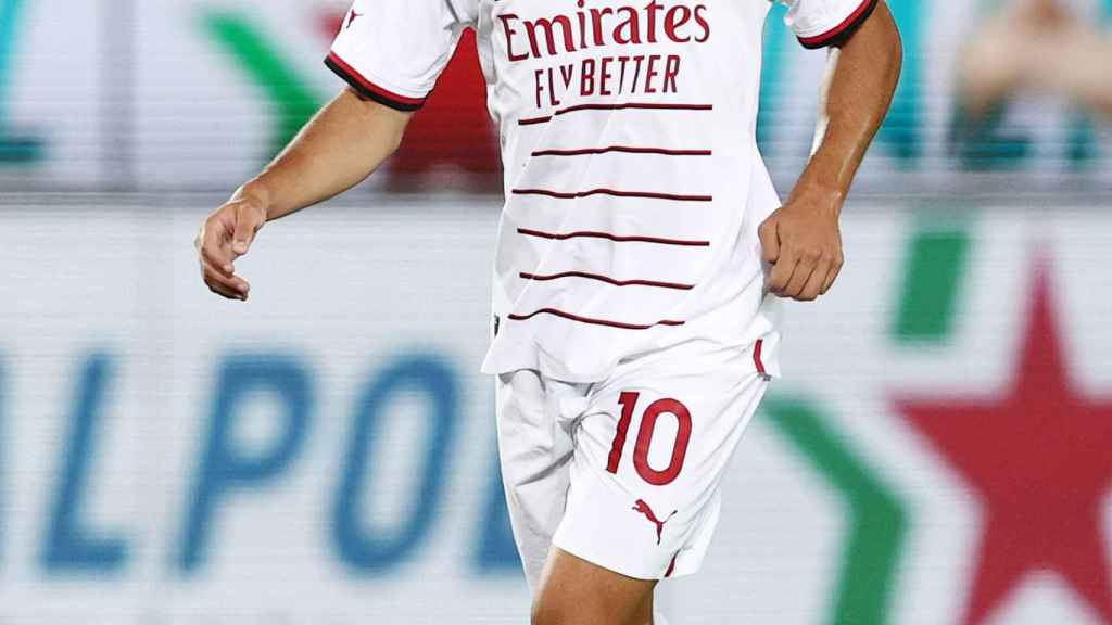 Brahim Díaz, en un partido del AC Milan de la temporada 2022/2023