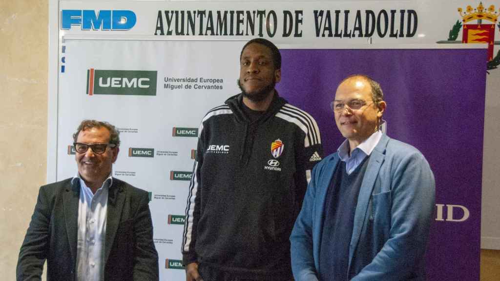 Kevin Allen durante la presentación con el Real Valladolid
