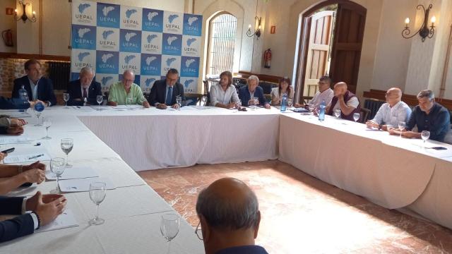 Reunión en Novelda de la Unión Empresarial de la Provincia de Alicante.