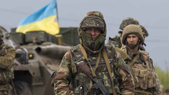 Soldados en la guerra de Ucrania
