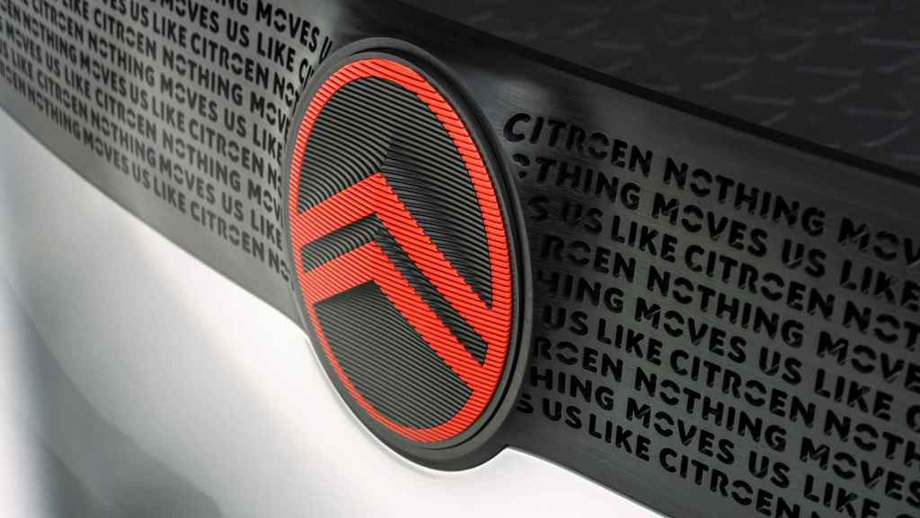 El nuevo logo de Citroën estará en los coches de la marca en 2023.