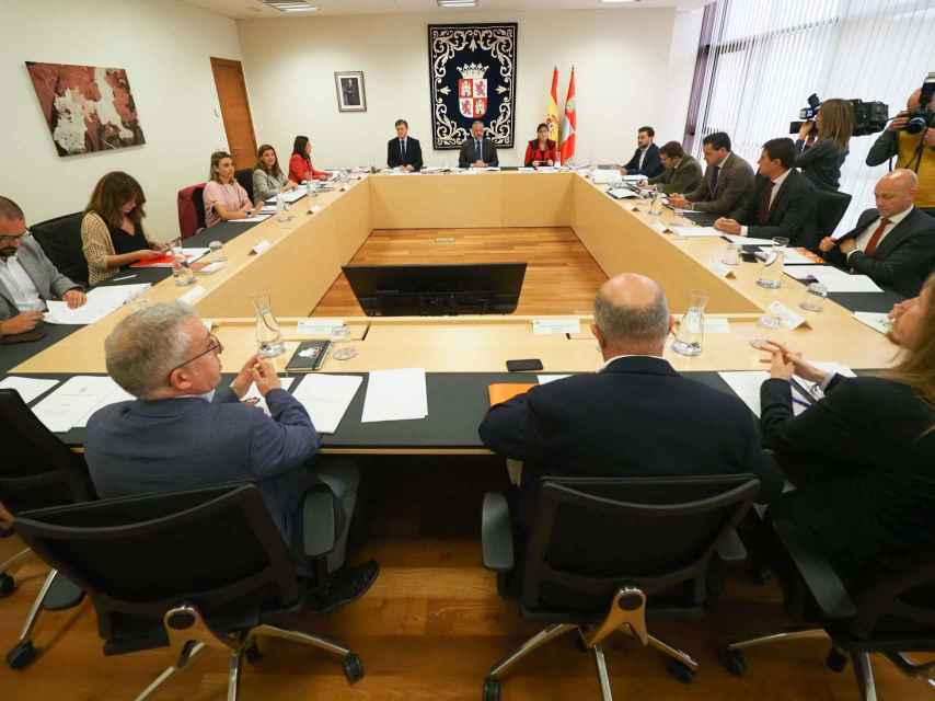 Imagen de la reunión de la Junta de Portavoces de este jueves en las Cortes.