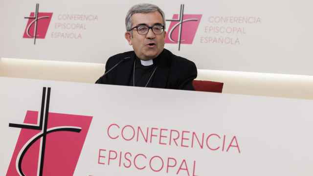 El secretario general y portavoz de la Conferencia Episcopal Española Luis Argüello. este jueves.