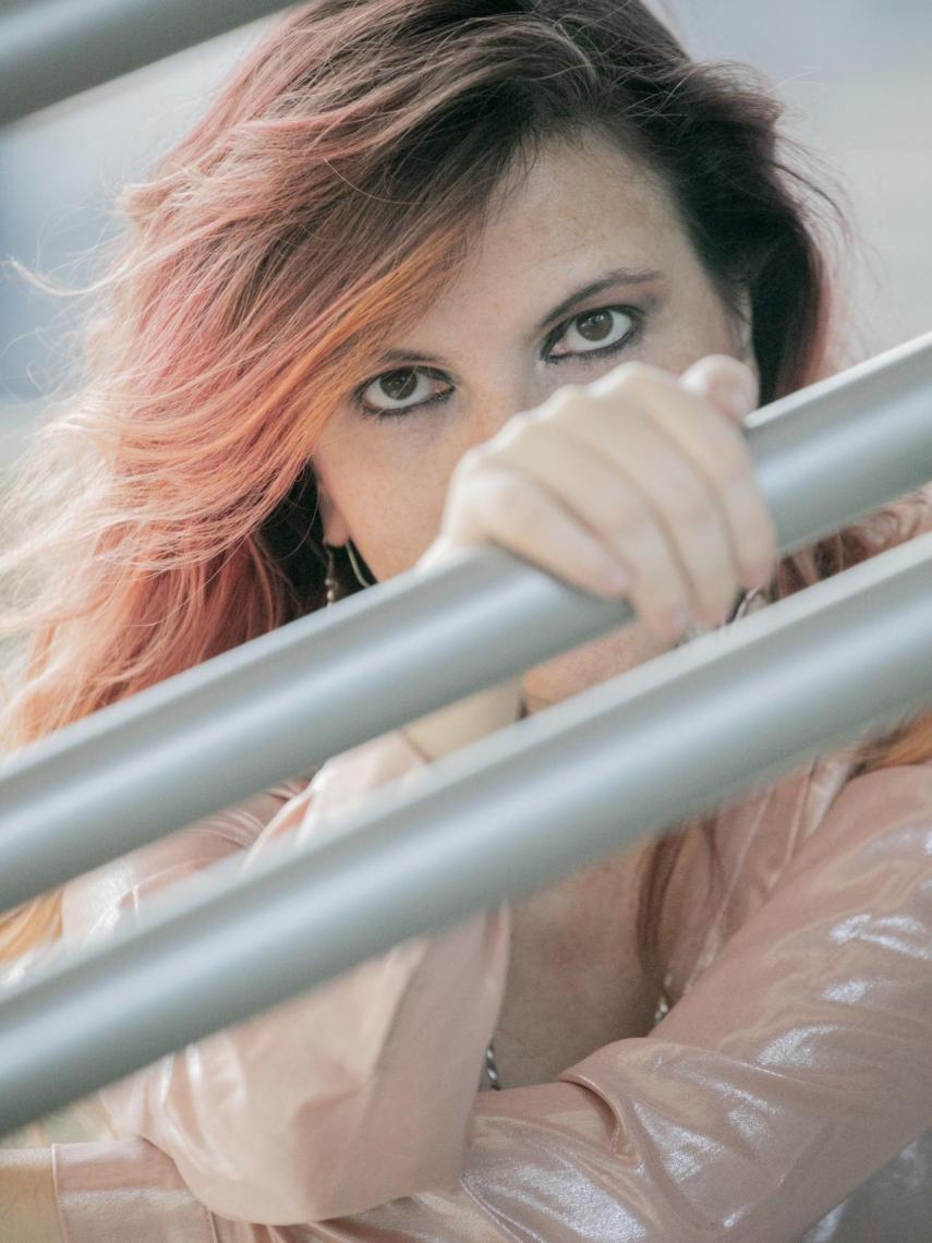 María Velasco, escritora “El arte es una herida hecha luz”