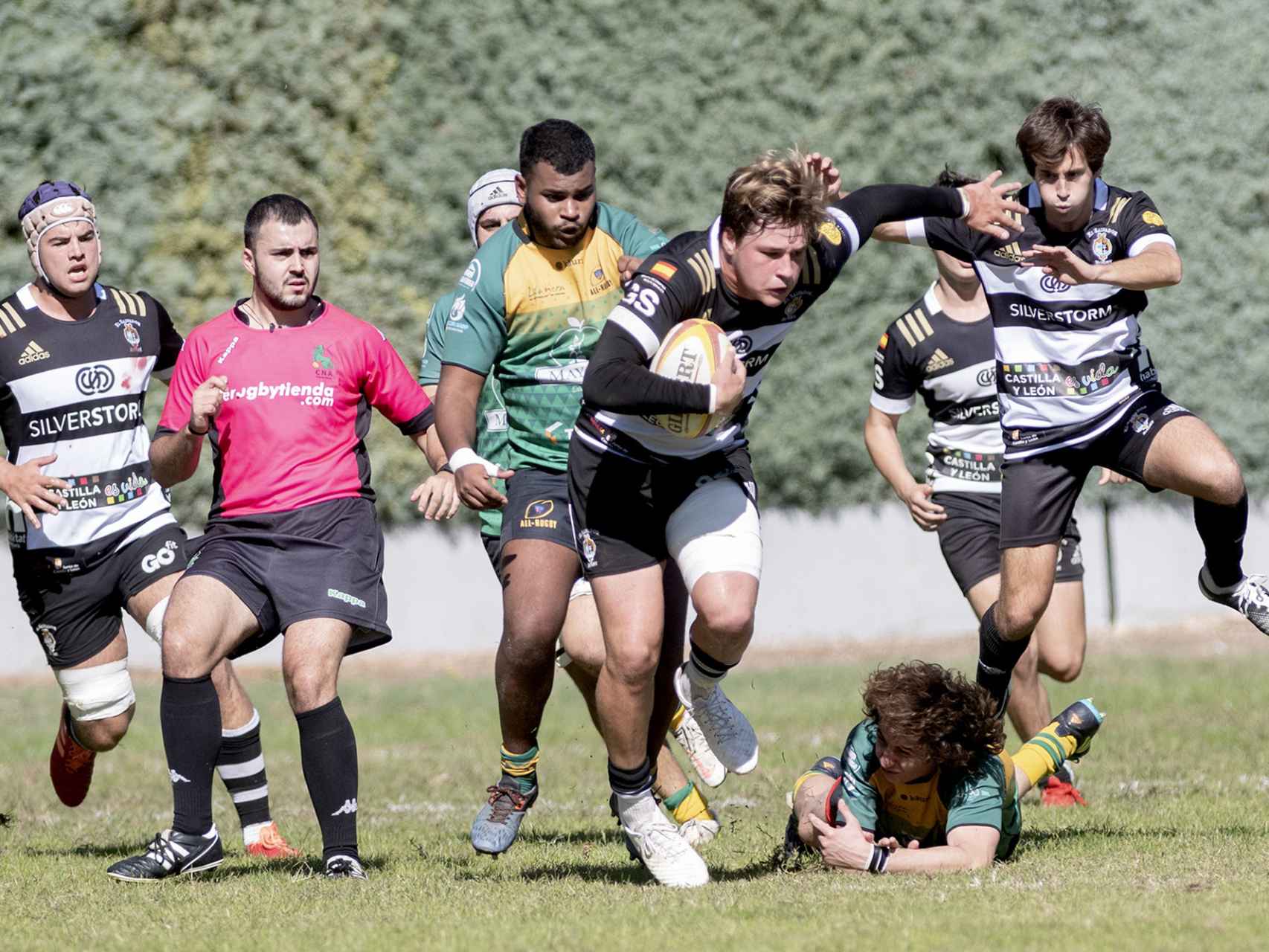 Imagen de un partido de esta temporada del club El Salvador Rugby.