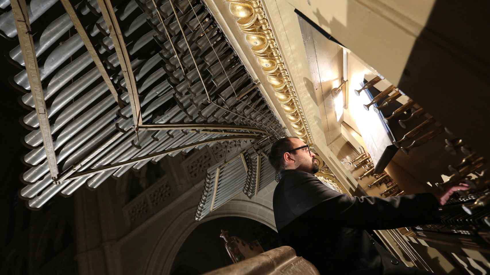 Batalla de órganos en la Catedral de Toledo: las fotos de un recital que Luz Casal disfrutó en primera fila