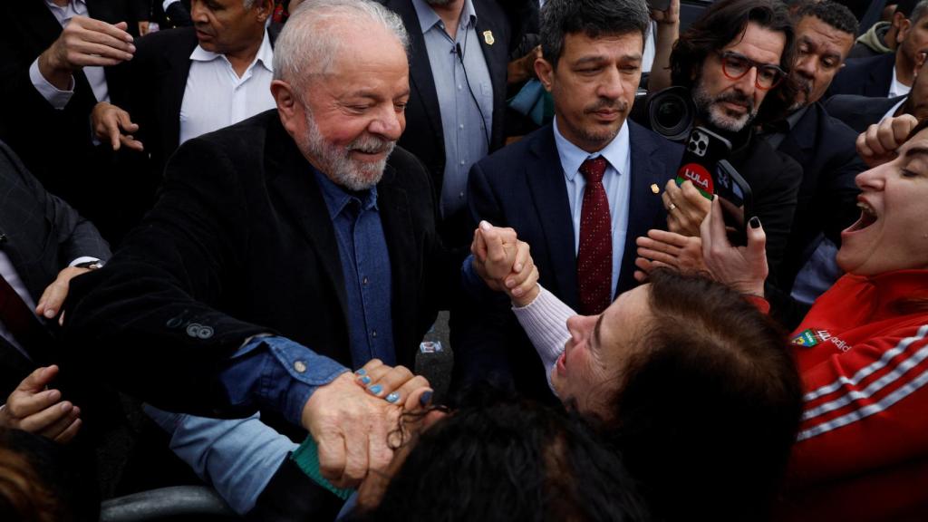 Lula da Silva este domingo cuando iba a votar.