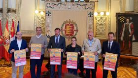 Presentación de los bonos para el comercio de proximidad en el Ayuntamiento de Valladolid