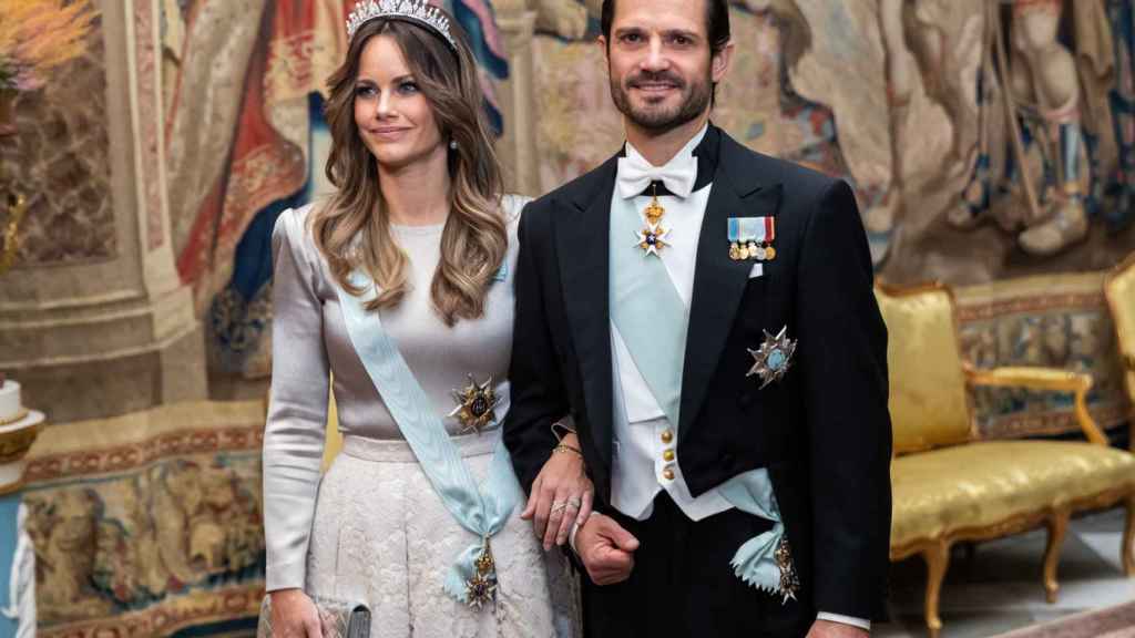 El príncipe Carlos Felipe de Suecia y Sofía Hellvisq en una imagen de archivo.