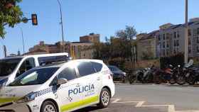 Vehículos de la Policía Local de Málaga en una imagen de archivo.
