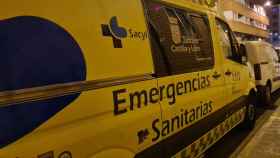 Ambulancia del 112 en una calle de Zamora