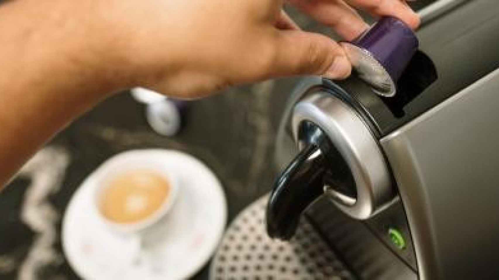 La mejor y más barata cafetera del mercado, según la OCU: dónde comprarla  por 43,92 euros