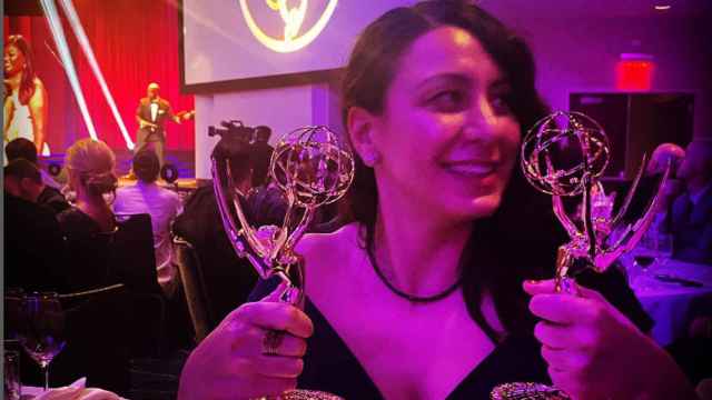 La directora Carmen Vidal durante la gala de los New York Emmy Awards.