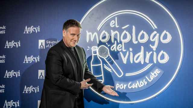 Carlos Latre en el 'Monólogo del vidrio' en el Teatro Luchana