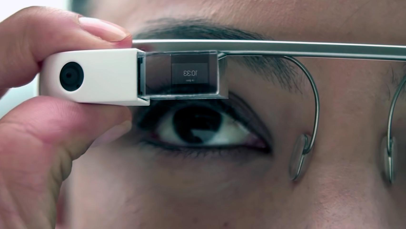 Facebook prepara unas gafas de realidad aumentada como las Google Glass