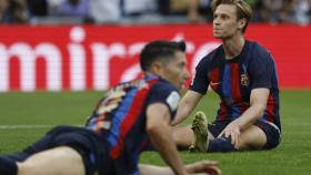 Robert Lewandowski y Frenkie de Jong, desesperados en El Clásico del Santiago Bernabéu