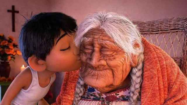 Muere a los 109 años la mujer que inspiró a Pixar para crear a Mamá Coco.