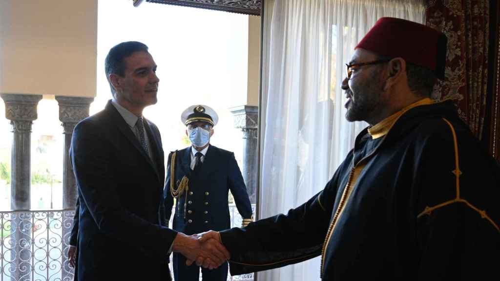Pedro Sánchez, en su visita a Mohamed VI en Rabat en abril.