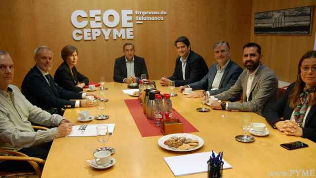 Los empresarios de automoviles de Salamanca, en la reunión con Eloy Ruiz