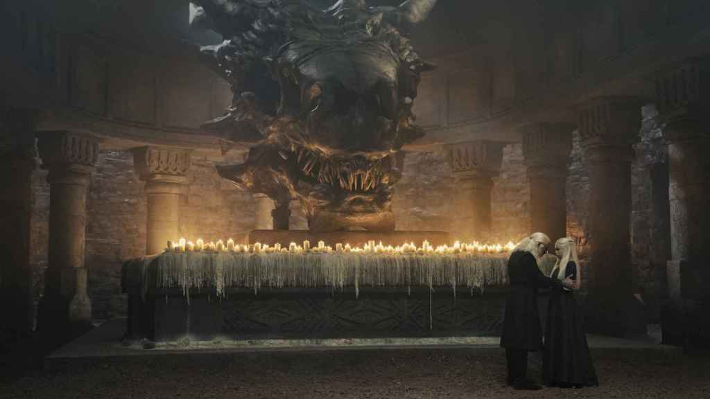 Viserys y Rhaneyra en el episodio 1 de 'La casa del dragón'.