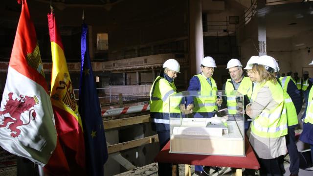 El presidente de la Junta de Castilla y León, Alfonso Fernández Mañueco, visita las obras del Conservatorio Profesional de Música.