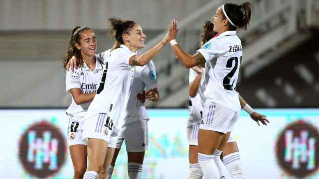 Las jugadoras del Real Madrid celebran un gol ante el KFF Vllaznia en la Champions