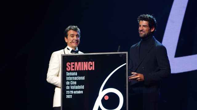 Javier Veiga y Miguel Ángel Muñoz en la inauguración de la Seminci