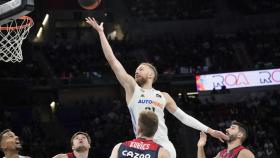 Musa anotando frente al Baskonia.