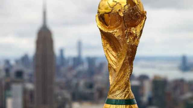 Trofeo de la Copa del Mundo en Nueva York. Foto: FIFA.
