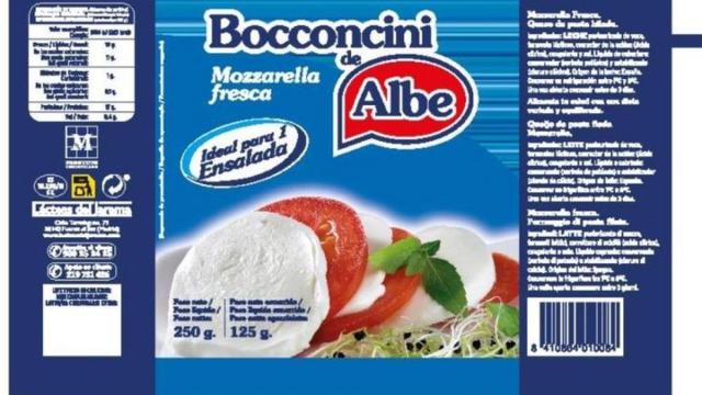 Mozzarella fresca de la marca Bocconcini de Albe