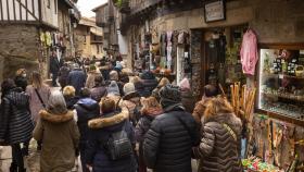 El turismo rural llena las calles de La Alberca(Salamanca) durante el pasado Puente